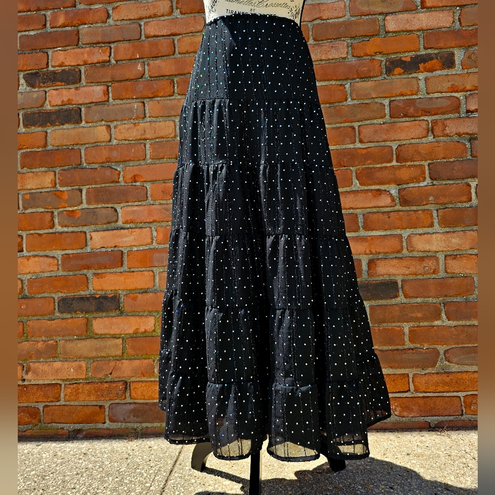 New East Of LA Black Sparkle Tiered Swing Skirt – Size L